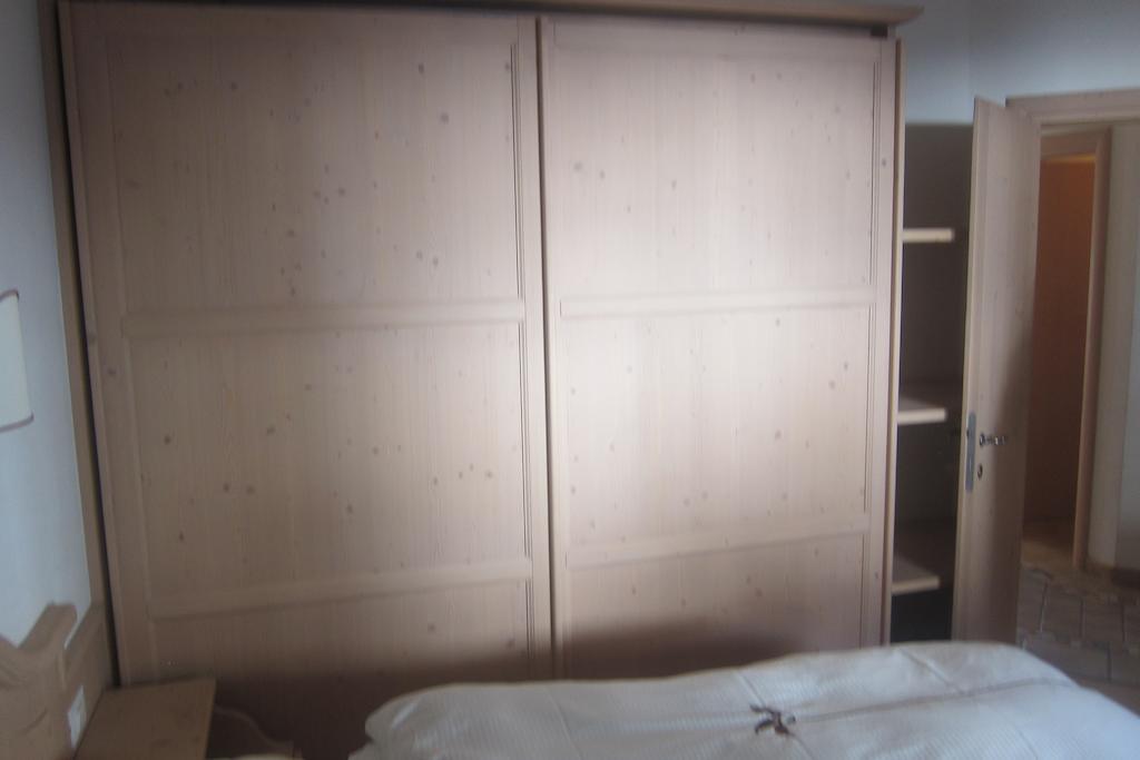 Chalet Rin Da Pemont Livigno Szoba fotó