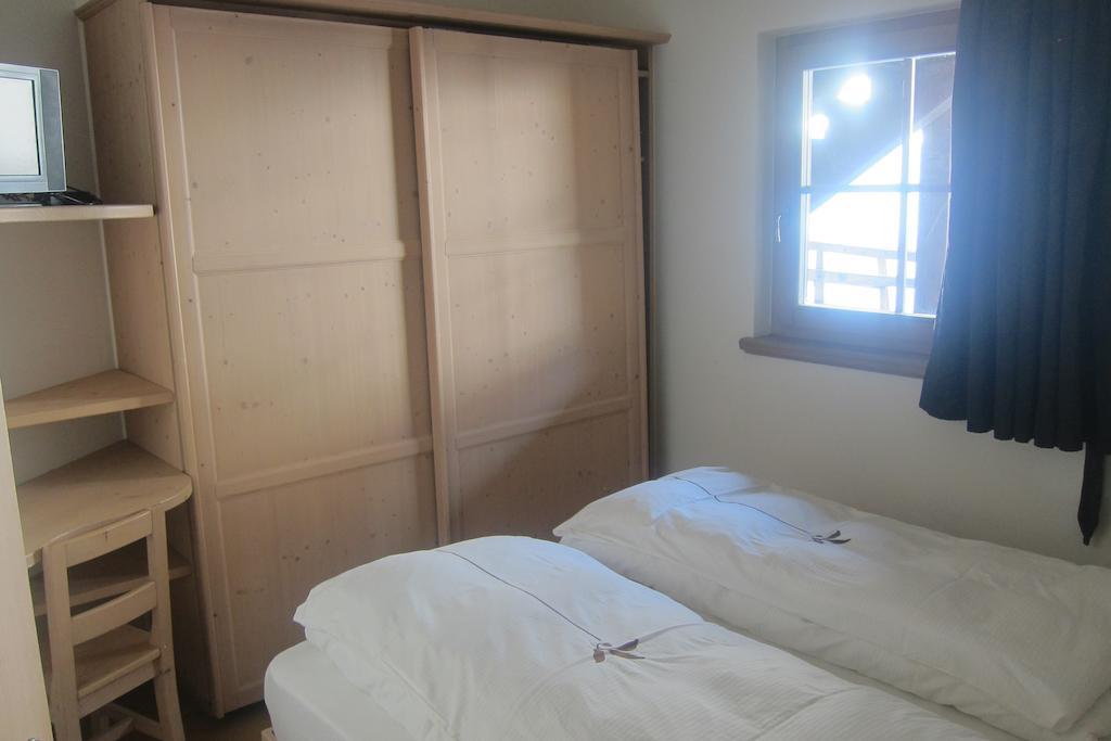 Chalet Rin Da Pemont Livigno Szoba fotó