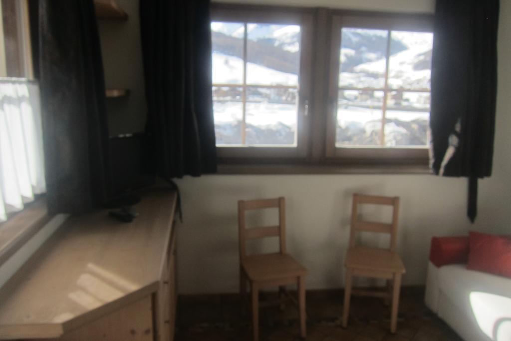 Chalet Rin Da Pemont Livigno Szoba fotó