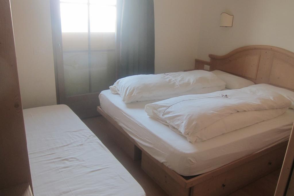 Chalet Rin Da Pemont Livigno Szoba fotó